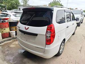 VAN Saic Wuling Hongguang S 2018 de <span class=keywords><strong>Segunda</strong></span> <span class=keywords><strong>Mano</strong></span>, Modelo Básico Clásico, Nuevo, 76HP, 5/7/8 Asientos, Gasolina, 1.2L, Manual, Hecho en China - Product Image 3
