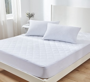white color queen size Quilted Mattress pad protector with 15" deep pocket fitted hotel bedding hotel bedlinen