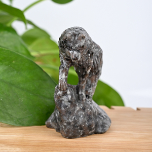 Vente en gros de sculptures en pierre de cristal naturel, figurines de loup en Yooperlite pour la décoration d'Halloween - Product Image 5