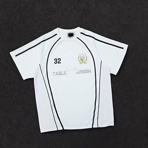 Camiseta Deportiva Personalizada de Estilo Urbano para Hombre, Camiseta Deportiva de Corte Cuadrado, Camisetas de Fútbol con Bordado y Sublimación en Poliéster Personalizadas - Product Image 6