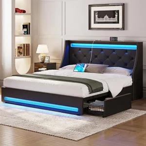 <span class=keywords><strong>Letto</strong></span> Moderno Imbottito con Design Trapuntato, Struttura in Plastica, Base a Rete, Stazione di Ricarica, Luci LED, 140x200cm - Product Image 2