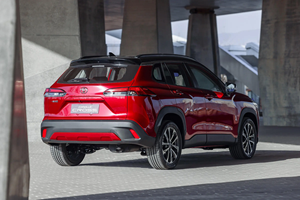 Toyota Corolla CROSS 2026 2.0L CVT Pioneer Edition Linksgestuurd Voorwielaandrijving Lichtmetalen velgen Luxe brandstofauto Chinese oorsprong - Product Image 4