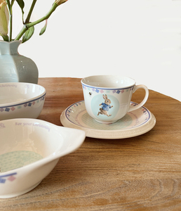 Bol en porcelaine de style nordique écologique avec un motif de lapin mignon, tasses à thé et soucoupes - Product Image 2