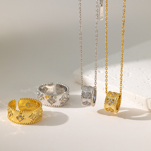 Großhandel Wasserdichte 18K Vergoldete Zirkon-Anhänger Edelstahl-Halskette <span class=keywords><strong>Ring</strong></span> Edle Modeschmuck Komfortabler Sitz für Mädchen und Frauen - Product Image 3
