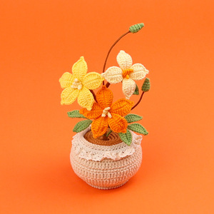 Bouquet de fleurs en fil tissé Cheifferite fait main, fini et prêt à offrir, cadeau de vacances pour les enseignants et les camarades de classe - Product Image 4