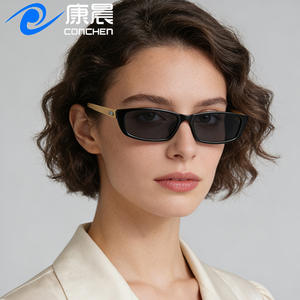 แว่นกันแดดทรงสี่เหลี่ยมเล็ก กรอบไม้ไผ่สไตล์ยุโรป เลนส์ PC สีดำ ป้องกันรังสียูวี 400 แฟชั่นสำหรับทุกเพศ - Product Image 3