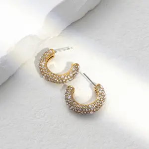 Accessoires Usine Boucles d'Oreilles Mode Simple Lumière Luxe Plein Diamant Boucles d'Oreilles Incurvées PVD Boucles d'Oreilles Électrolytiques Bijoux