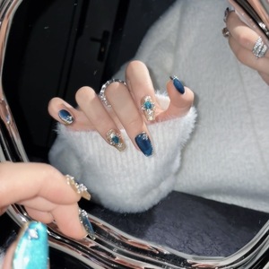 ชุดเล็บปลอมเจลกดติด ดีไซน์ 1201-1300 คอลเลคชั่นงานแฮนด์เมด คุณภาพสูง พร้อมส่ง หรูหรา อะคริลิคแบบเต็มเล็บ - Product Image 4