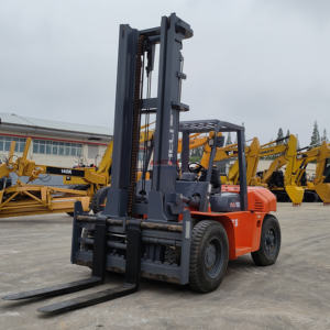 รถยกเฮลิ 10 ตัน รถยกมือสอง Fd100 รถยกมือสอง 10 ตัน 15 ตัน แชสซี - Product Image 1