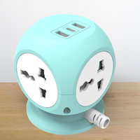 Regleta de alimentación compacta con 4 tomas de 10A, enchufe multitype y puerto USB-C, cable de extensión