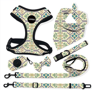 Meise工場カスタム ラグジュアリー 子犬用リーシュカラー 調節可能 ペットうんちバッグ バンダナ リバーシブル 通気性ネオプレンセット 犬用ハーネス - Product Image 3