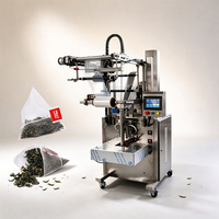 Machine d'emballage automatique de sachets de thé en maille de nylon en forme de pyramide avec scellage ultrasonique et remplissage d'azote pour la fraîcheur