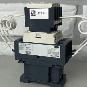 Novo Original em Estoque LC1DGKQ7 Controlador de Programação PLC Dedicado para Automação Industrial - Product Image 1