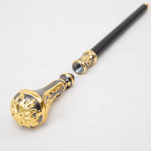 Bastón de Metal Negro de Lujo con Mango con Patrón de Hojas Doradas, Accesorio de Moda para Caballero - Product Image 5