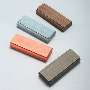 Estuche Rígido Portátil de PU para Gafas de Sol de Mujer, Diseño de Madera, Venta al por Mayor - Product Image 2