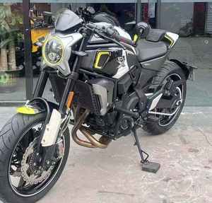 Motocicleta <span class=keywords><strong>CFMOTO</strong></span> <span class=keywords><strong>700CL</strong></span>-<span class=keywords><strong>X</strong></span> de Estilo Moderno Retro |   Motor de Dos Cilindros de 700cc y 55kW |   Suspensión Ajustable KYB ABS TCS - Product Image 1