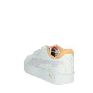 Sneakers Puma per Ragazze, Bianche con Dettagli Wisteria, Scarpe di Tela alla Moda - Product Image 2
