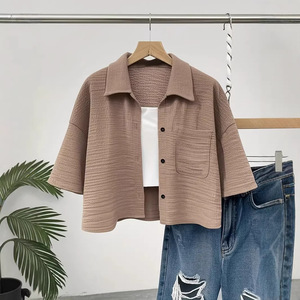 Frühling Sommer Neue Damenmode Einfarbige Revers-Crop-Bluse Einreihig mit Tasche Knopfleiste Halblange Ärmel Lässige Bluse - Product Image 4