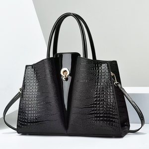 Bolso de Hombro Moderno de Gran Capacidad, Bolso Tote Premium para Llevar en la Mano, Nuevo Bolso Bandolera con Patrón de Cocodrilo para Mujer - Product Image 1