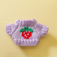 Vêtements et accessoires pour poupées en peluche, jouets doux, couleurs personnalisées, chemises et hauts de haute qualité, jupes, pendentifs décoratifs