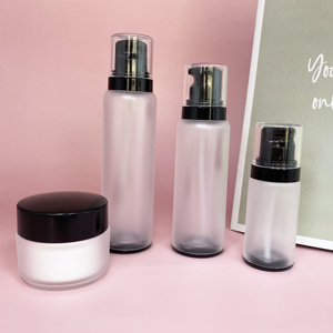 Matte Black <strong>Injection</strong> <strong>Plastic</strong> Lotion Bottle With Pump 120ml 100ml 35ml Fine Mist Spray Bottle Set for Skin Care - Product Image 3
