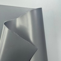 Rouleau de tissu PVC 900 g/m² durable et facile à nettoyer, directement du fabricant, pour porte automatique à grande vitesse