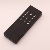 Télécommande de téléviseur intelligent avec clavier numérique rétroéclairé et fonction vocale |   Appareils compatibles / Polycom, portée de 20 m, rechargeable par USB