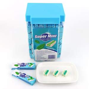 Biscuits classiques en forme de petit ours avec confiture de chocolat - Product Image 2