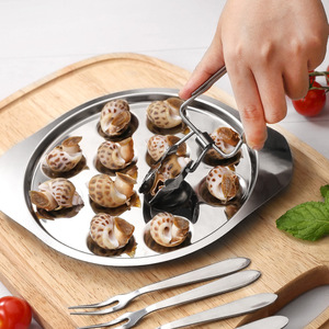 Ensemble de vaisselle <span class=keywords><strong>jetable</strong></span> classique pour escargots grillés en 3 pièces, comprenant une <span class=keywords><strong>assiette</strong></span> en acier inoxydable, un clip, une fourchette, des outils pour les fêtes de fruits de mer - Product Image 2