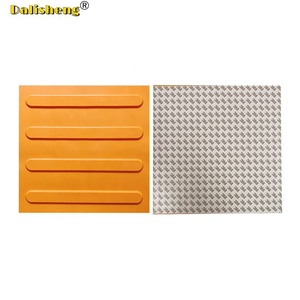 Tuile de pavage tactile en plastique PVC TPU caoutchouc, tapis tactile en ABS, bande tactile jaune gris noir auto-adhésive avec autocollant - Product Image 3