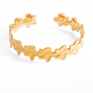 Fashion <b>Bangle</b> Women 18K Gold Plated Stainless Steel Open Bracelet Floral Pattern European Style Jewelry <b>Set</b> - Product Image 5