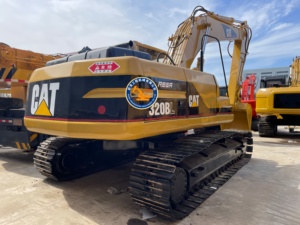 Excavadora hidráulica de cadenas Cat 320BL usada, en buen estado, pocas horas de uso, pintura original, gran potencia para obras de construcción - Product Image 4