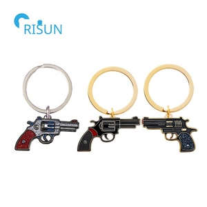 Personalizzato in fabbrica 3D teschio Cross Gun pistola sparatutto con lancia <span class=keywords><strong>per</strong></span> arma da fuoco Llavero portachiavi portachiavi personalizzato <span class=keywords><strong>per</strong></span> pistola portachiavi - Product Image 3