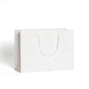 Sac cadeau en papier de luxe avec logo, sac en papier de shopping réutilisable pliable écologique en carton blanc imprimé sur mesure KM - Product Image 2