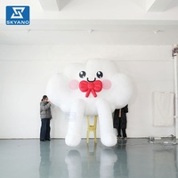 Modèle de nuage gonflable, nuage de dessin animé pour la décoration de porte de centre commercial