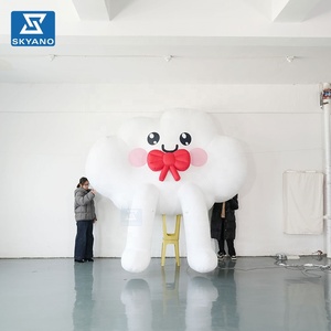 Modello Gonfiabile di Nuvola a Forma di Cartone Animato per Decorazione Porta Centro Commerciale - Product Image 1