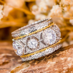Anello Bicolore per Donne, Stile Chic e Lussuoso, Elegante Gioiello di Moda, Regalo Quotidiano - Product Image 6