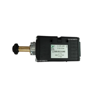 Nouveau et authentique : Solénoïde PNEUMAX importé d'Italie 828.52.3.9.M2 en stock - Product Image 6