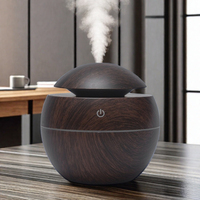 Mini Diffuseur d'Air 130 ml Humidificateur Grain de Bois Forme Champignon Diffuseur de Parfum Portable Électrique pour Huiles Essentielles