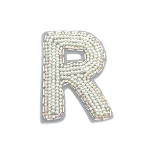 Maßgefertigte Chenille-Stickerei-Patches Strass-Verzierte Applikationen Aufnähbare Herzförmige Hüte Kleidungsdekoration Stoff-Logos - Product Image 1