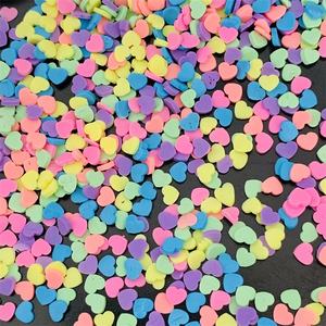 50g colorato misto Mini cuore <span class=keywords><strong>Fimo</strong></span> fetta di <span class=keywords><strong>argilla</strong></span> <span class=keywords><strong>polimerica</strong></span> granella per alimenti in miniatura lucidalabbra accessori - Product Image 1