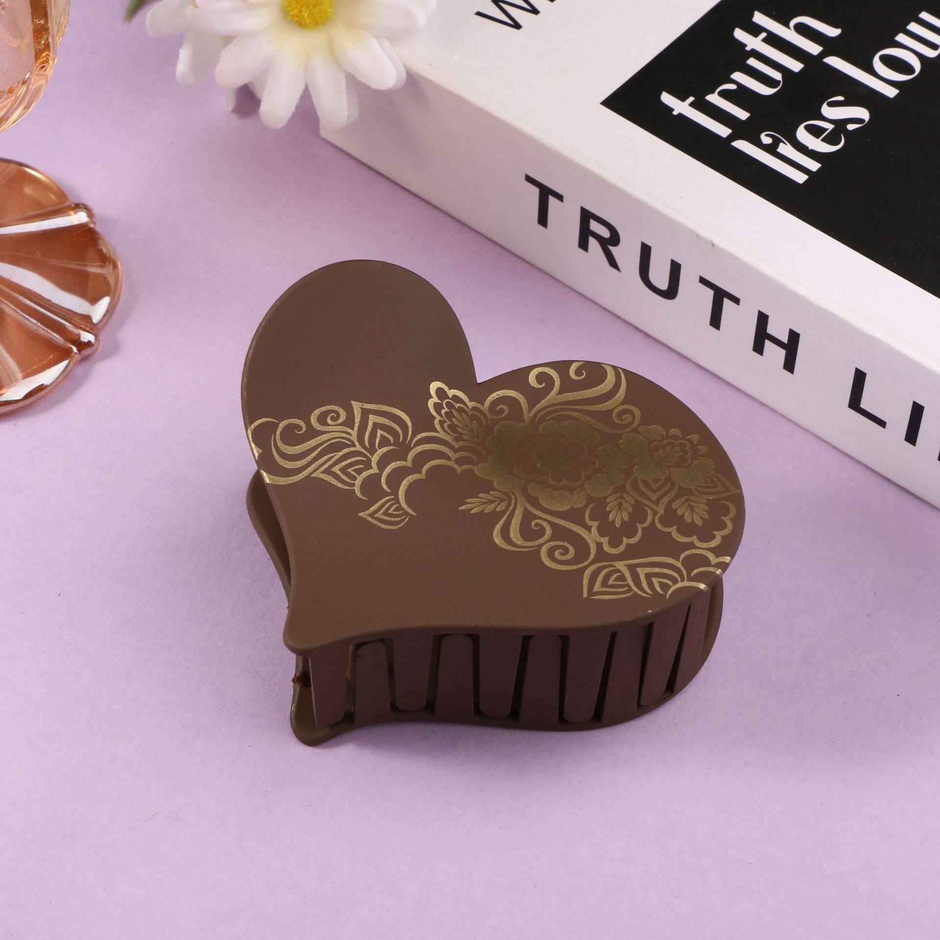 สีน้ำตาล