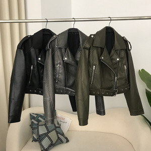 Chaqueta <span class=keywords><strong>de</strong></span> <span class=keywords><strong>cuero</strong></span> recortada para <span class=keywords><strong>mujer</strong></span> estilo motociclista ajustada con cuello <span class=keywords><strong>de</strong></span> solapa con muescas a la moda <span class=keywords><strong>de</strong></span> primavera y otoño - Product Image 1