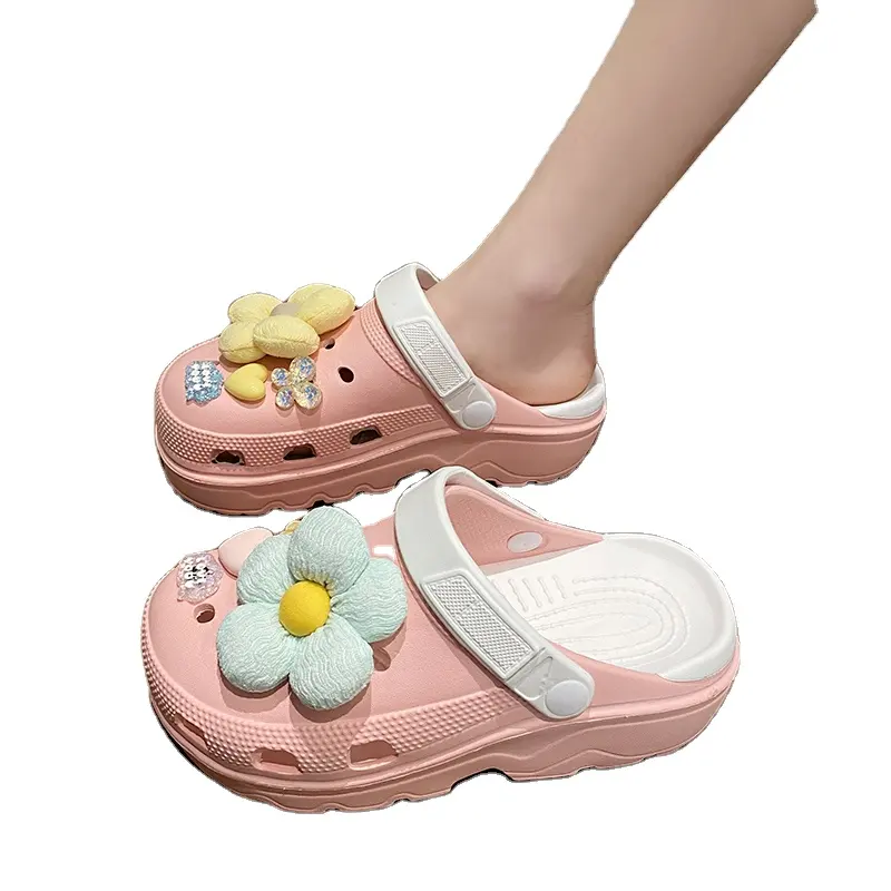 New Shoe Decorations Custom EVA Water Outdoor Stock Lady Anti Slip Summer Women Slider Garden Shoe for women