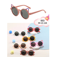Lunettes de soleil pour enfants en forme de cœur avec logo personnalisé pour filles Lunettes de soleil pour enfants en forme de cœur rose tendance
