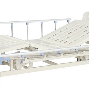 Lit médicalisé manuel double à trois fonctions avec barrière de sécurité pour soins intensifs, dimensions 2180*980, pour hôpitaux et établissements de santé - Product Image 2