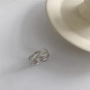 2025 New 925 Silver Material High-end Design Temperament Silver Irregular Small <b>square</b> <b>Combination</b> Pearl Ring - Product Image 5