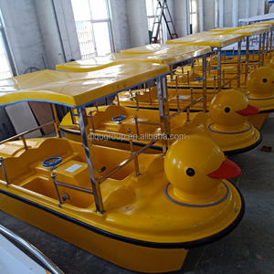 Bote de Pedales Acuático QIQU de Fibra de Vidrio con Drenaje Automático para Todo Clima, con Forma de Pato, Capacidad para 4 Personas y 300 kg, para Atracciones Turísticas y Uso Comercial - Product Image 2