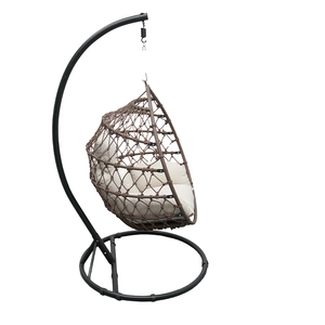 Fauteuil suspendu œuf de qualité supérieure pour l'extérieur avec coussin à séchage rapide en rotin – Pieds et support inclus - Product Image 1