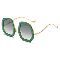 Lunettes de soleil pour femmes, marque de diamant, lunettes de soleil graduelles pour dames, lunettes de soleil pour femmes avec strass